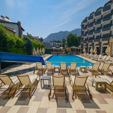 Hotel Club Selen İçmeler Extérieur photo