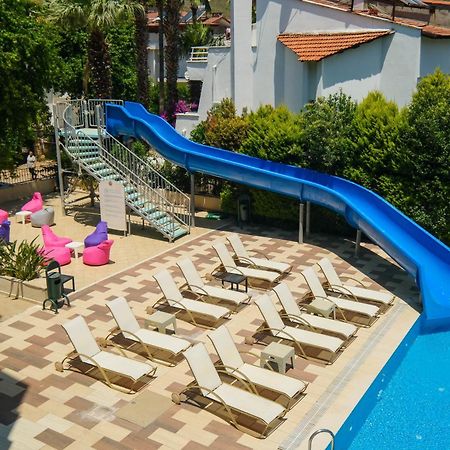 Hotel Club Selen İçmeler Extérieur photo
