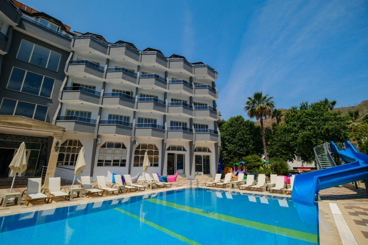 Hotel Club Selen İçmeler Extérieur photo