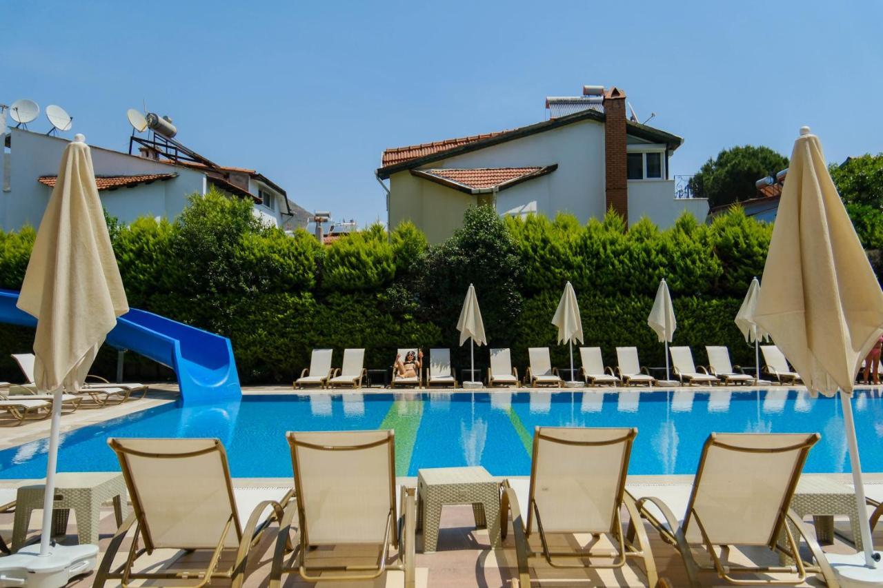 Hotel Club Selen İçmeler Extérieur photo