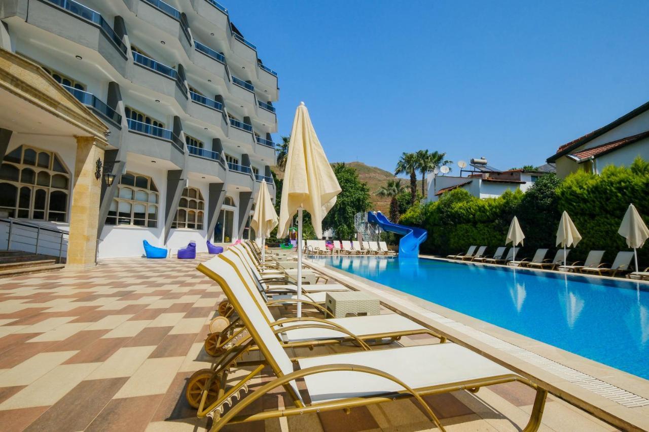 Hotel Club Selen İçmeler Extérieur photo