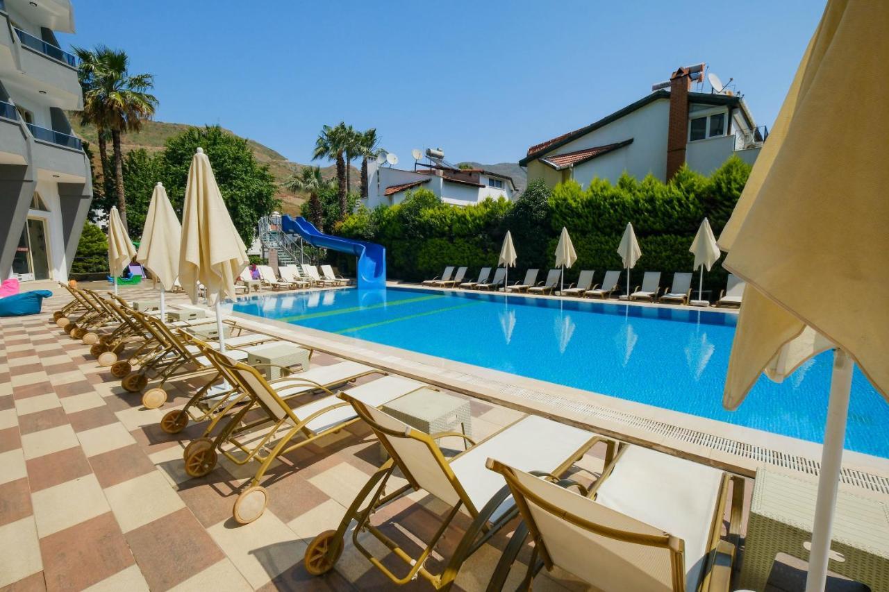 Hotel Club Selen İçmeler Extérieur photo