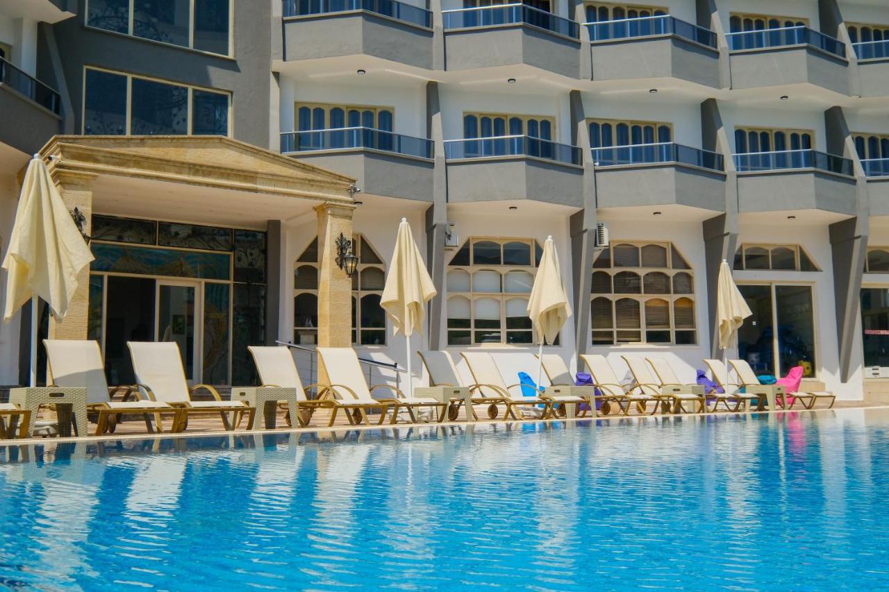 Hotel Club Selen İçmeler Extérieur photo
