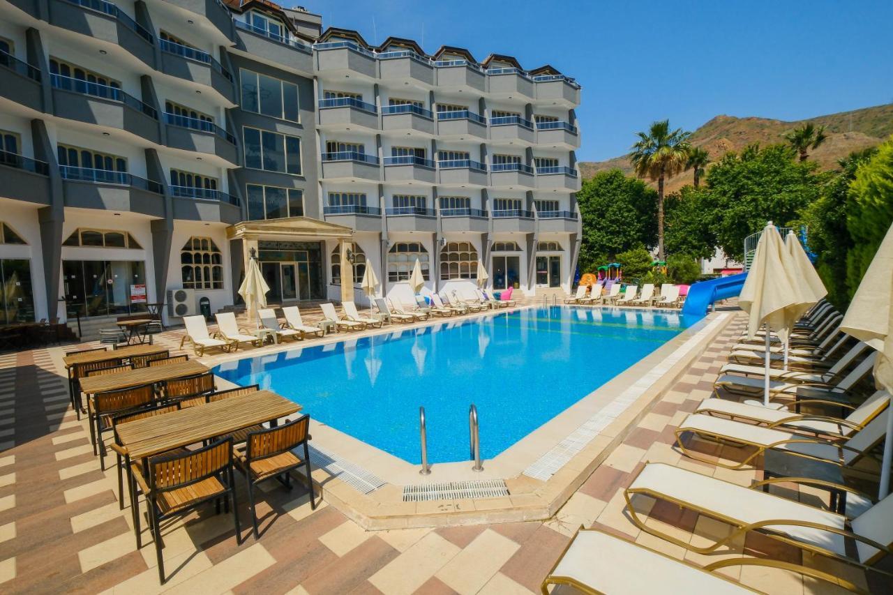 Hotel Club Selen İçmeler Extérieur photo