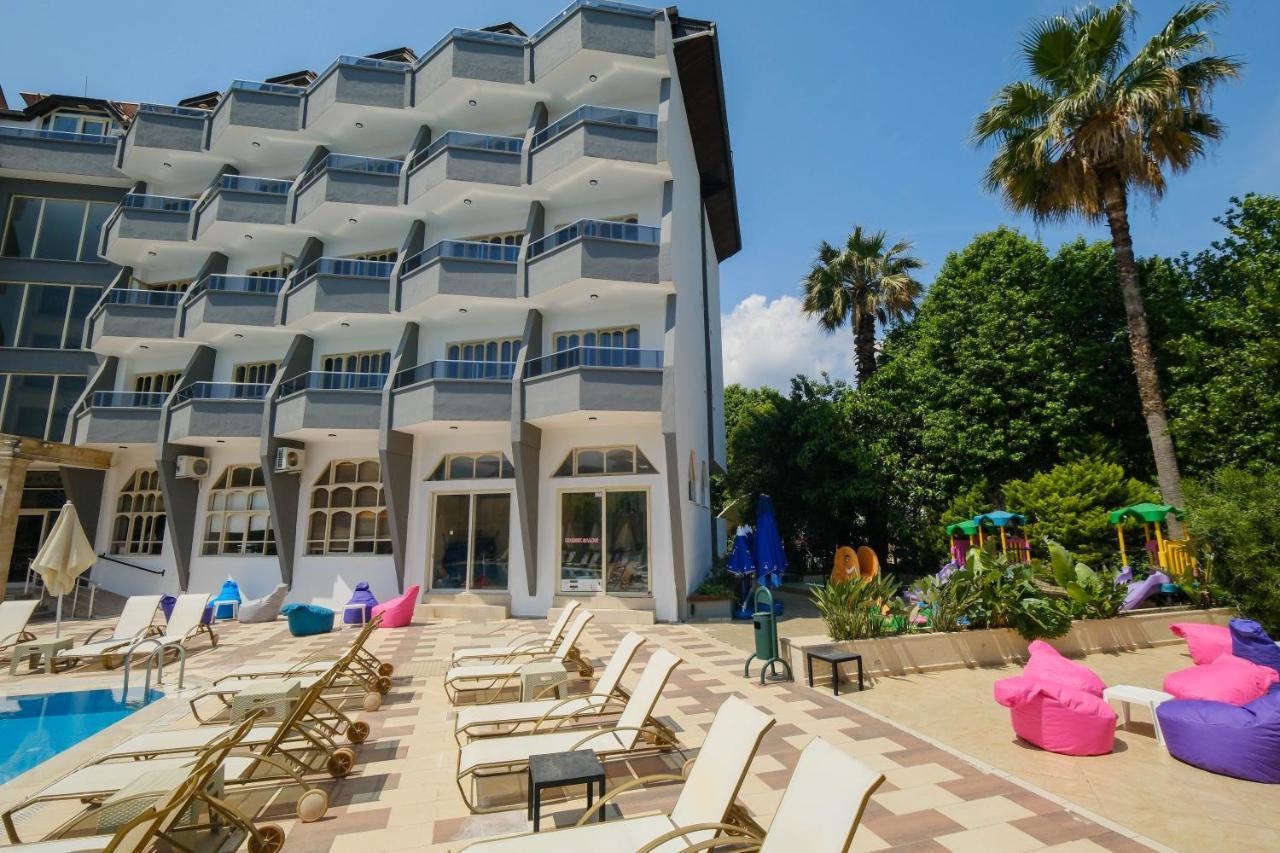 Hotel Club Selen İçmeler Extérieur photo