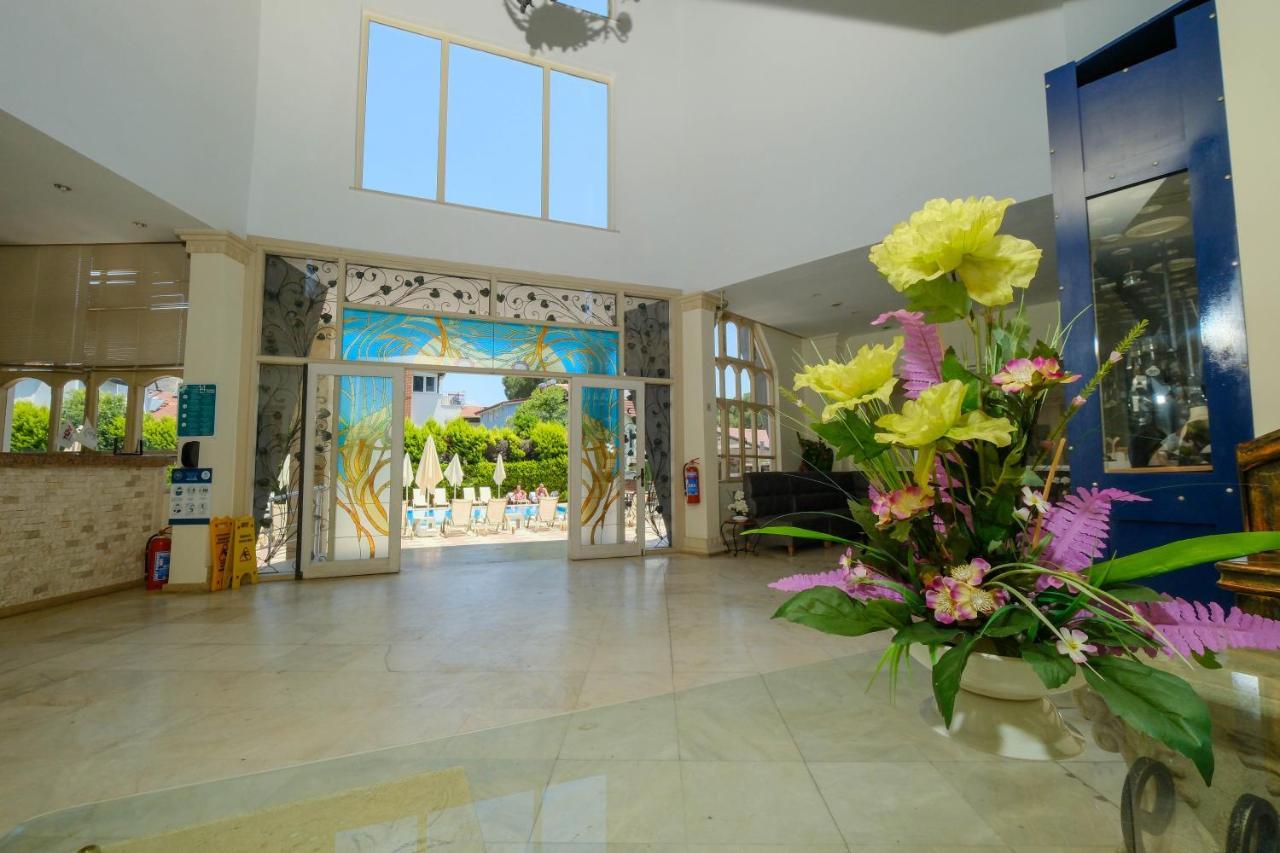 Hotel Club Selen İçmeler Extérieur photo