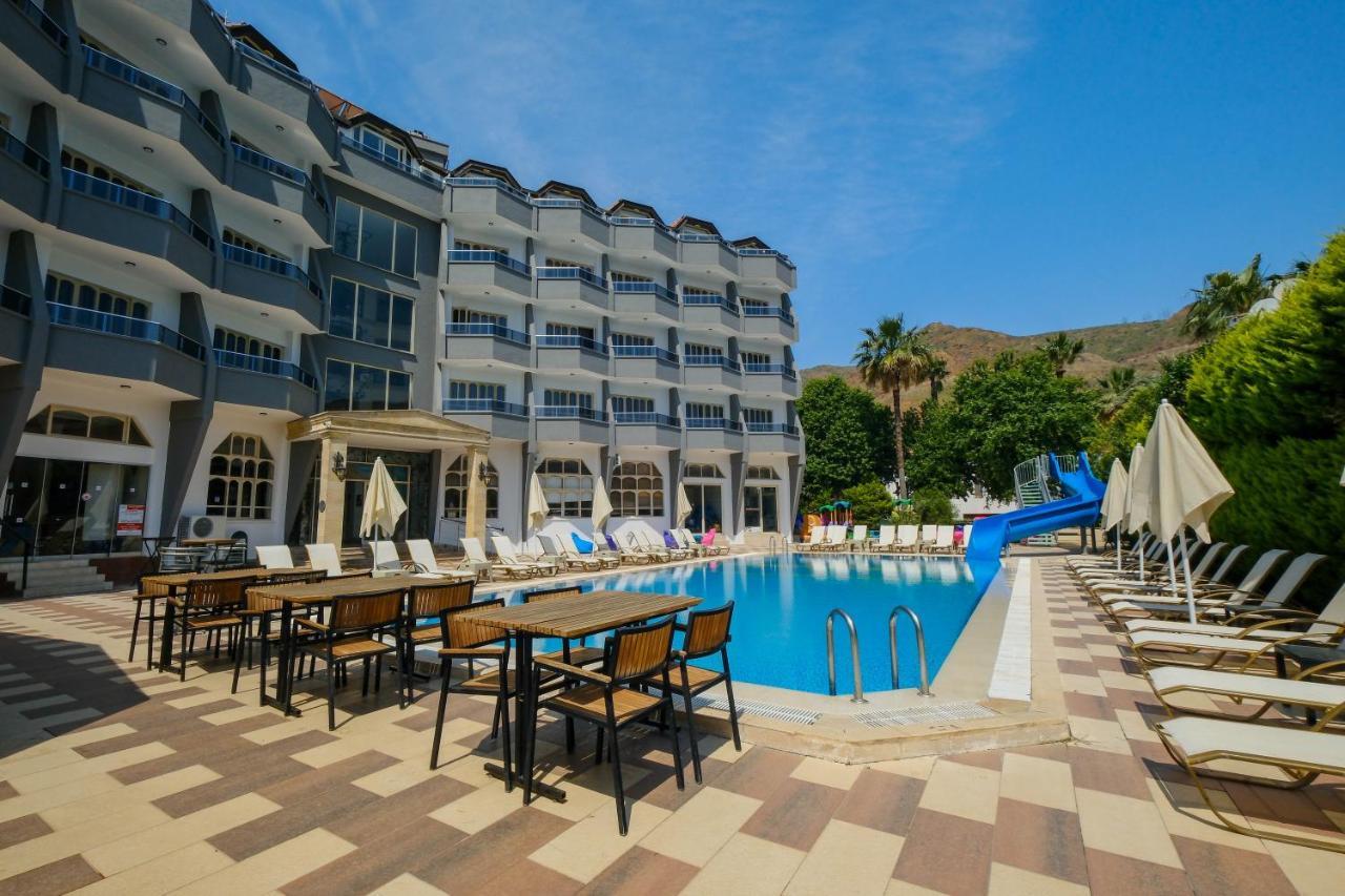 Hotel Club Selen İçmeler Extérieur photo
