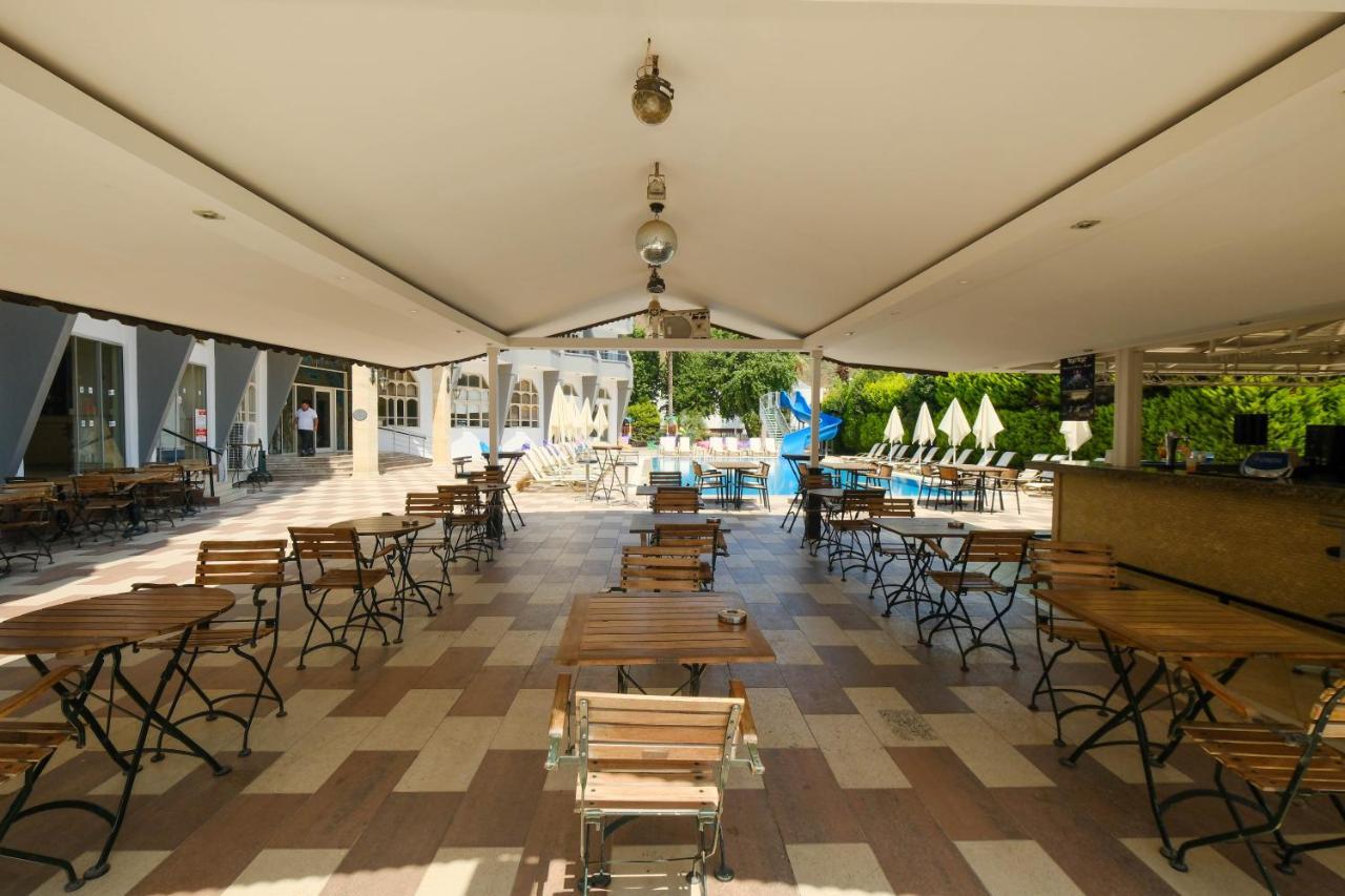 Hotel Club Selen İçmeler Extérieur photo