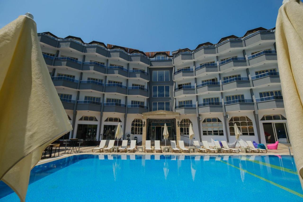 Hotel Club Selen İçmeler Extérieur photo