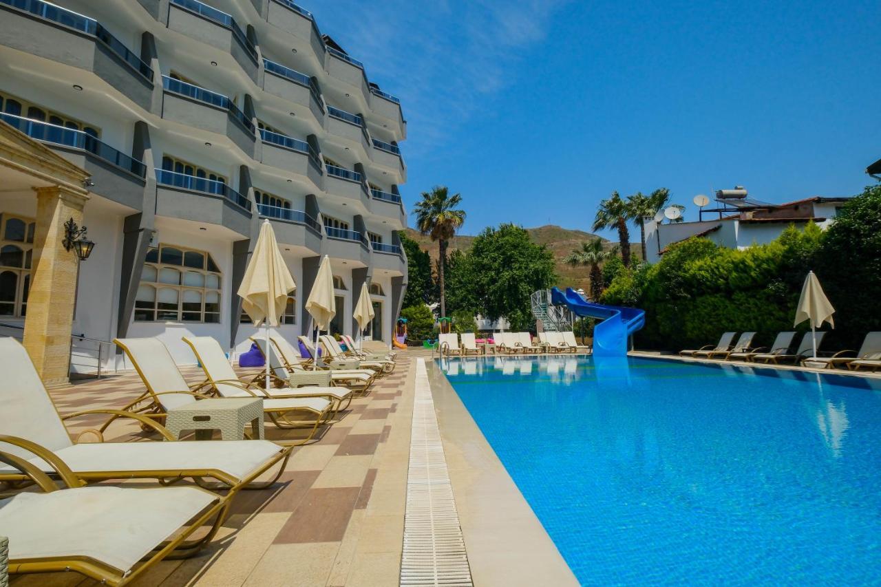 Hotel Club Selen İçmeler Extérieur photo