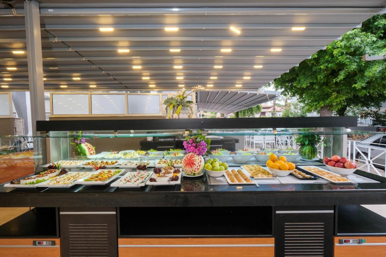 Hotel Club Selen İçmeler Extérieur photo