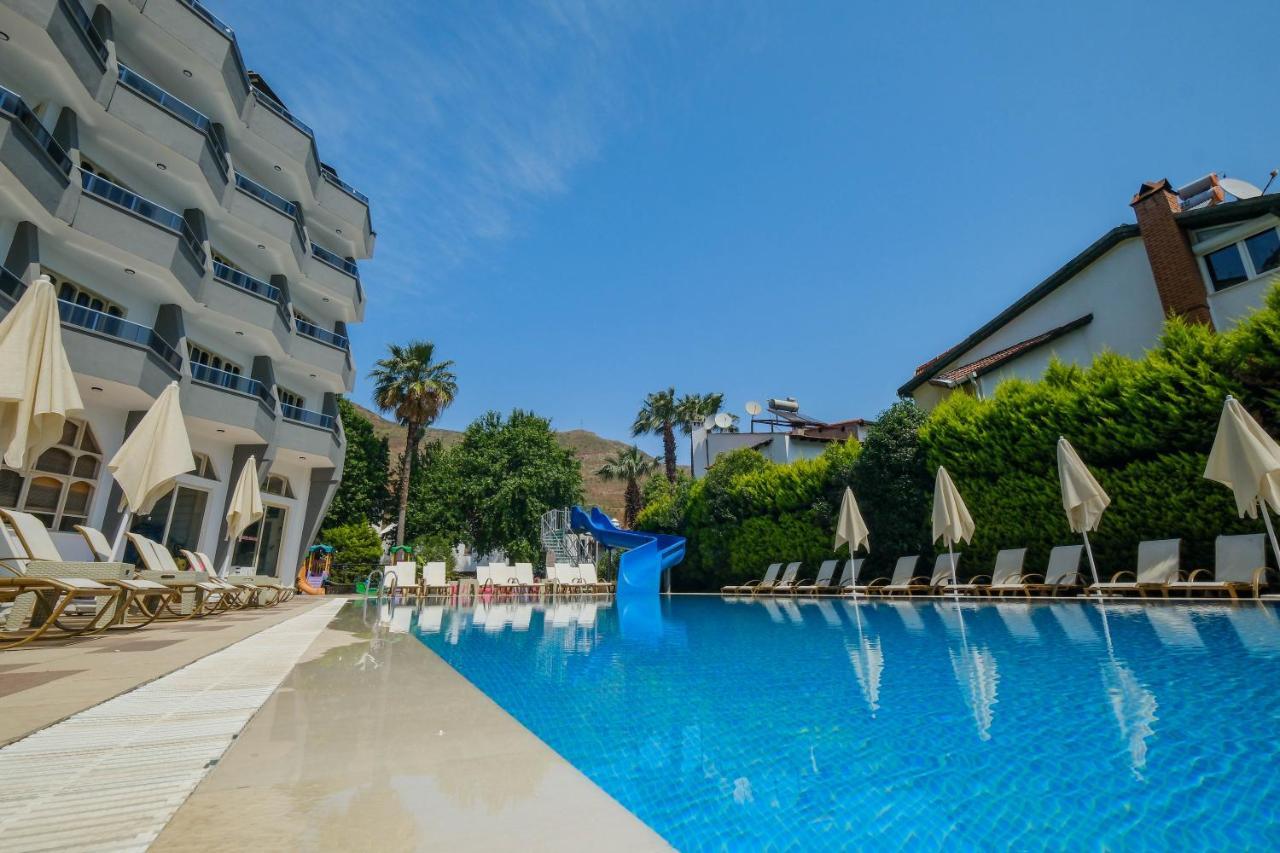Hotel Club Selen İçmeler Extérieur photo