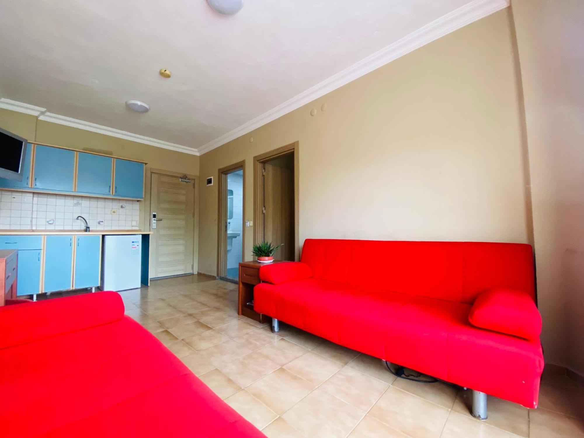 Hotel Club Selen İçmeler Extérieur photo